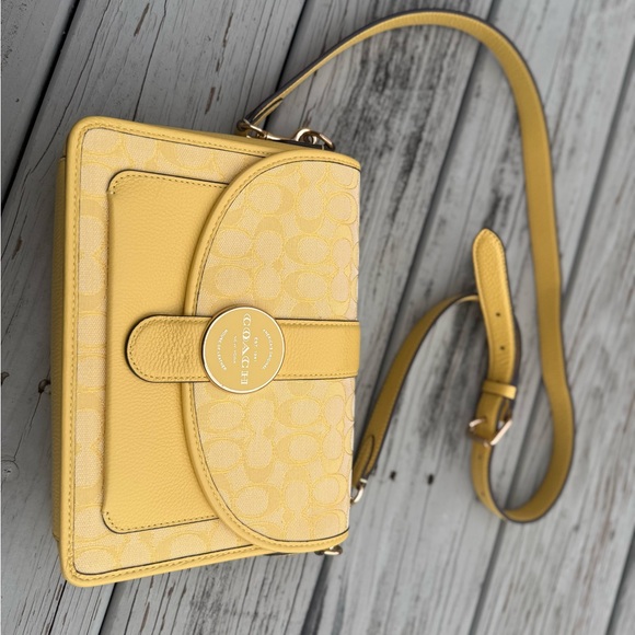 Coach Loonie Crossbody in Signature Jacquard Gold/Retro Yellow - Picture 11 of 11